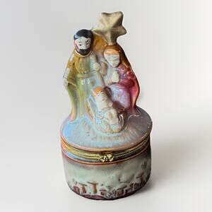 VINTAGE NATIVITY TRINKET BOX Ceramic Joseph Mary Baby Jesus Round Hinged 3282-35